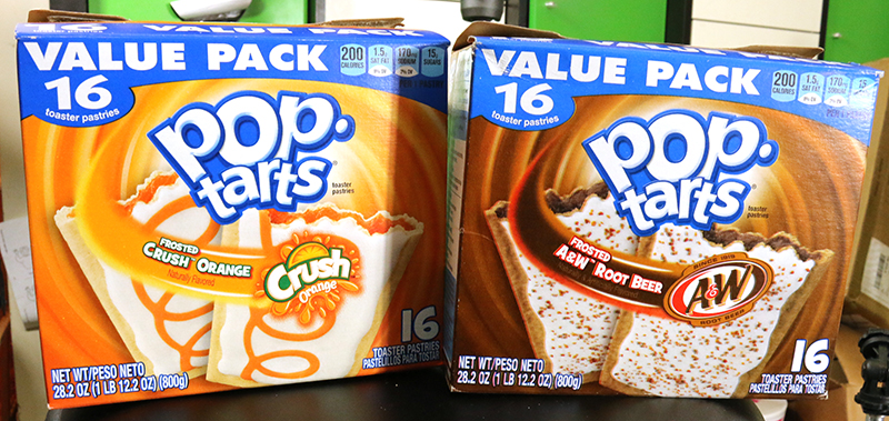Illustration for article titled Snacktaku Eats A&W Root Beer And Orange Crush Pop-Tarts